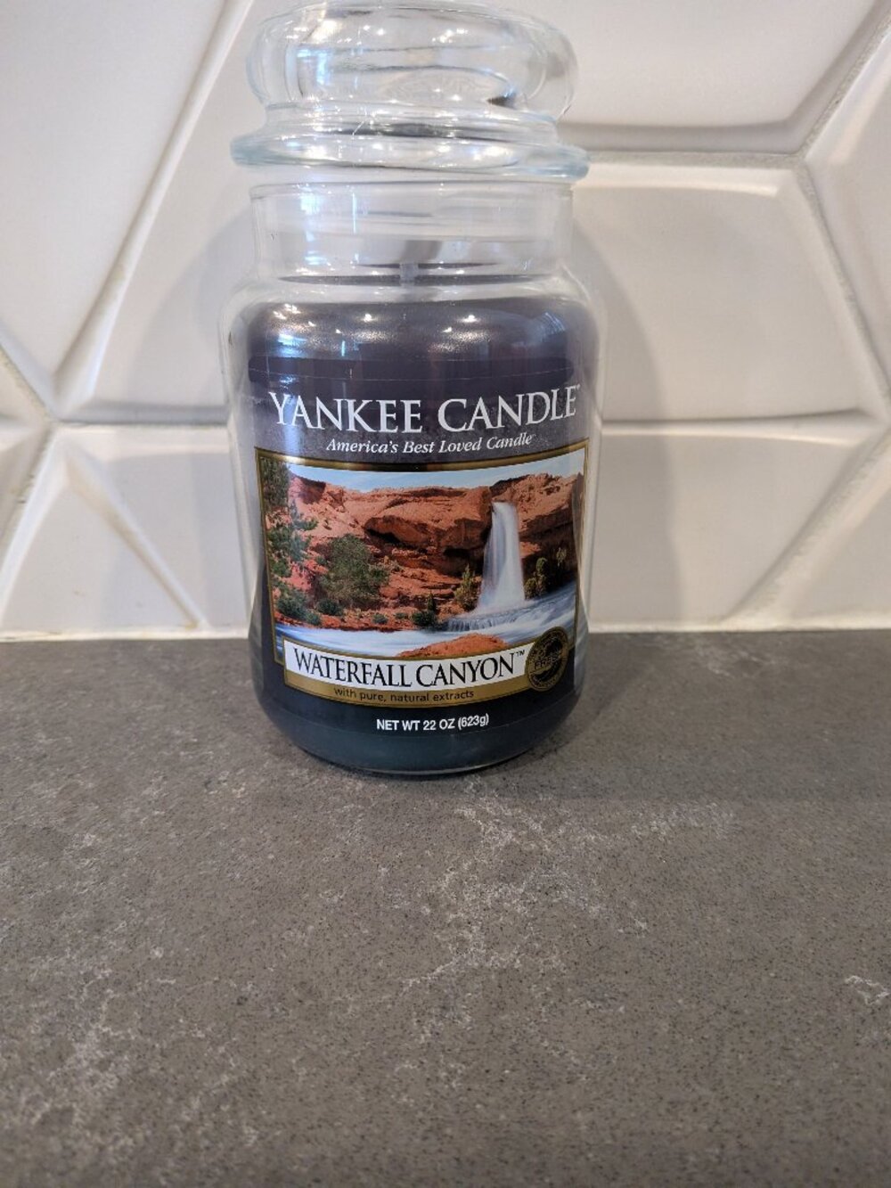 Yankee candle 22 oz new waterfall canyon large jar cologne scent